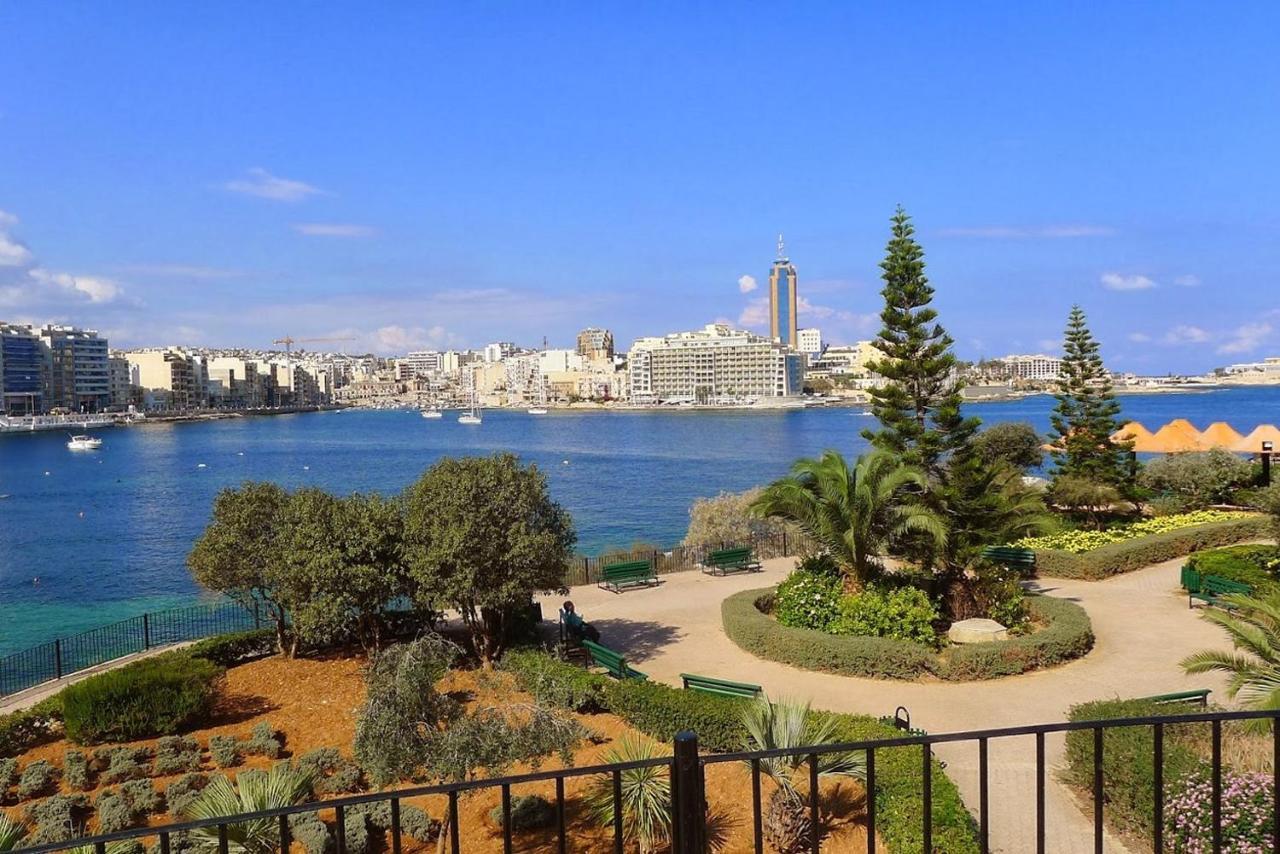 Apartment With Stunning Seaviews Sliema Luaran gambar