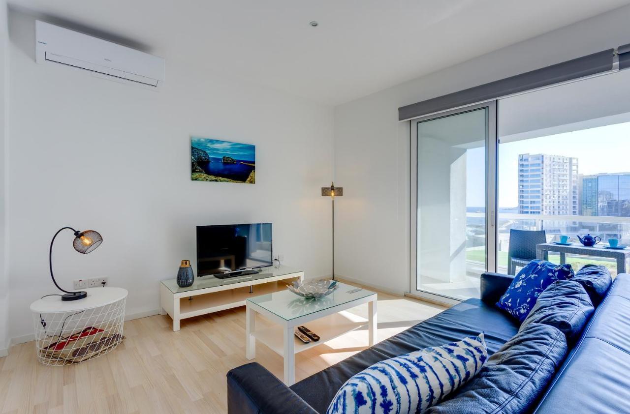 Apartment With Stunning Seaviews Sliema Luaran gambar