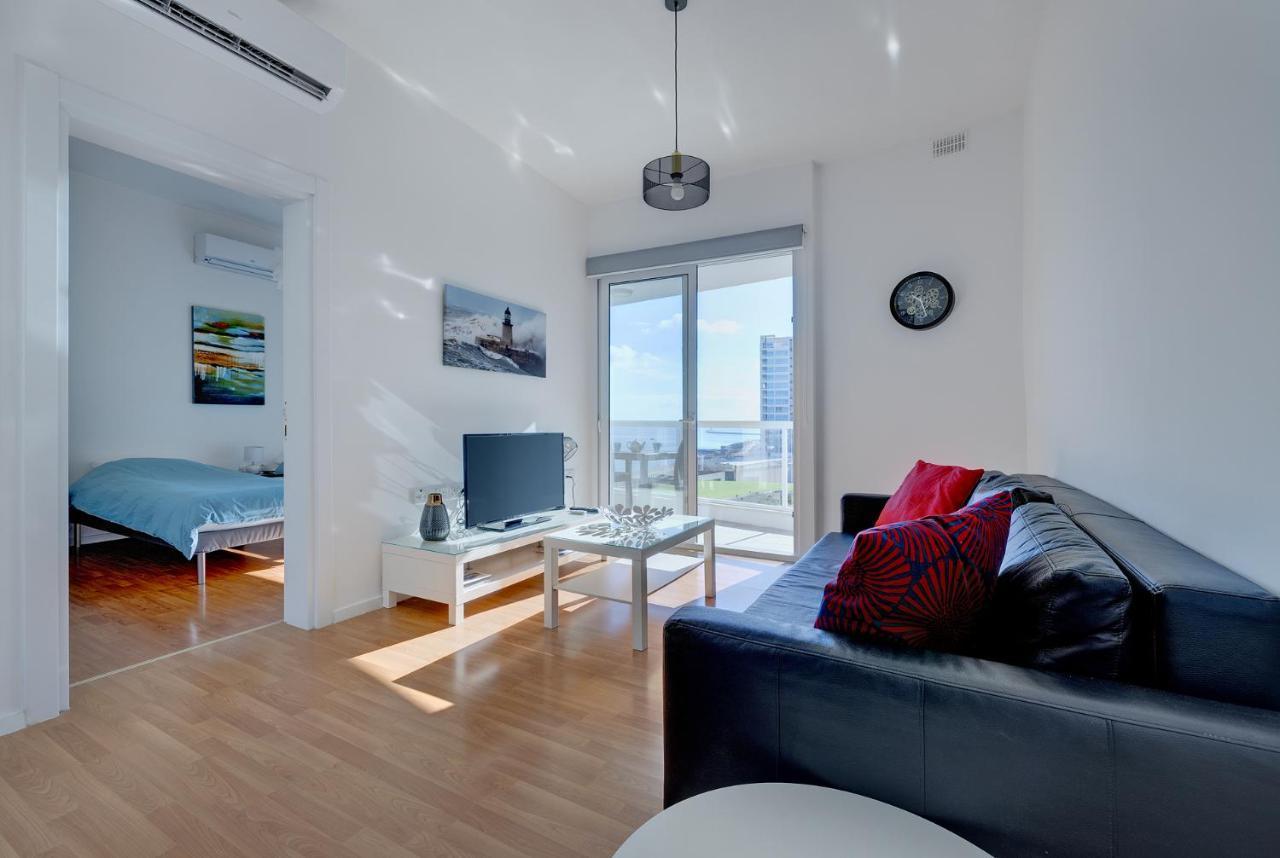 Apartment With Stunning Seaviews Sliema Luaran gambar